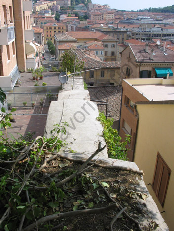 13 Ancona Mura Medievali